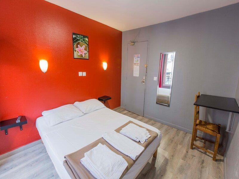 Hipotel Paris Gambetta Republique מראה חיצוני תמונה